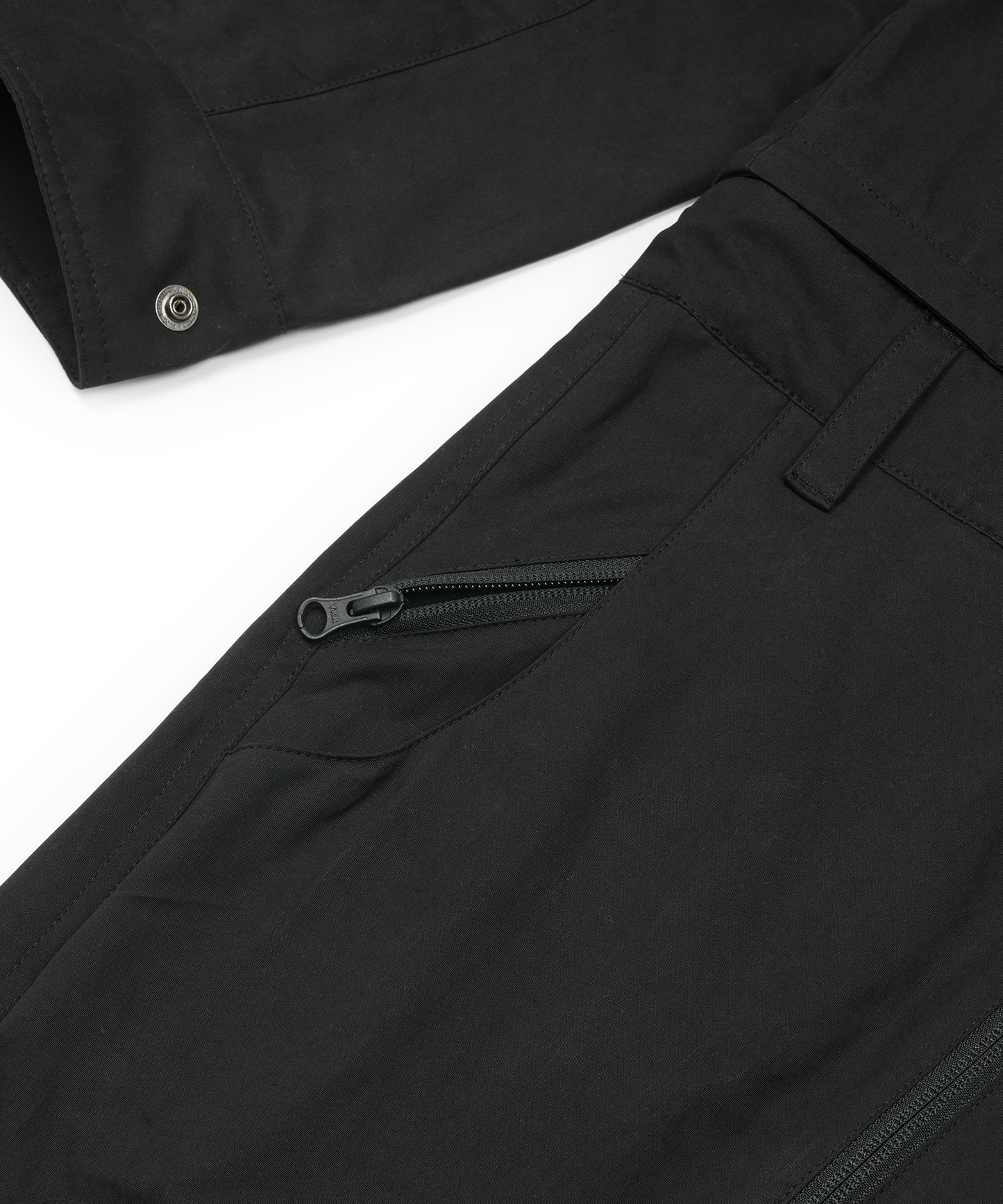 INTRA-SUIT