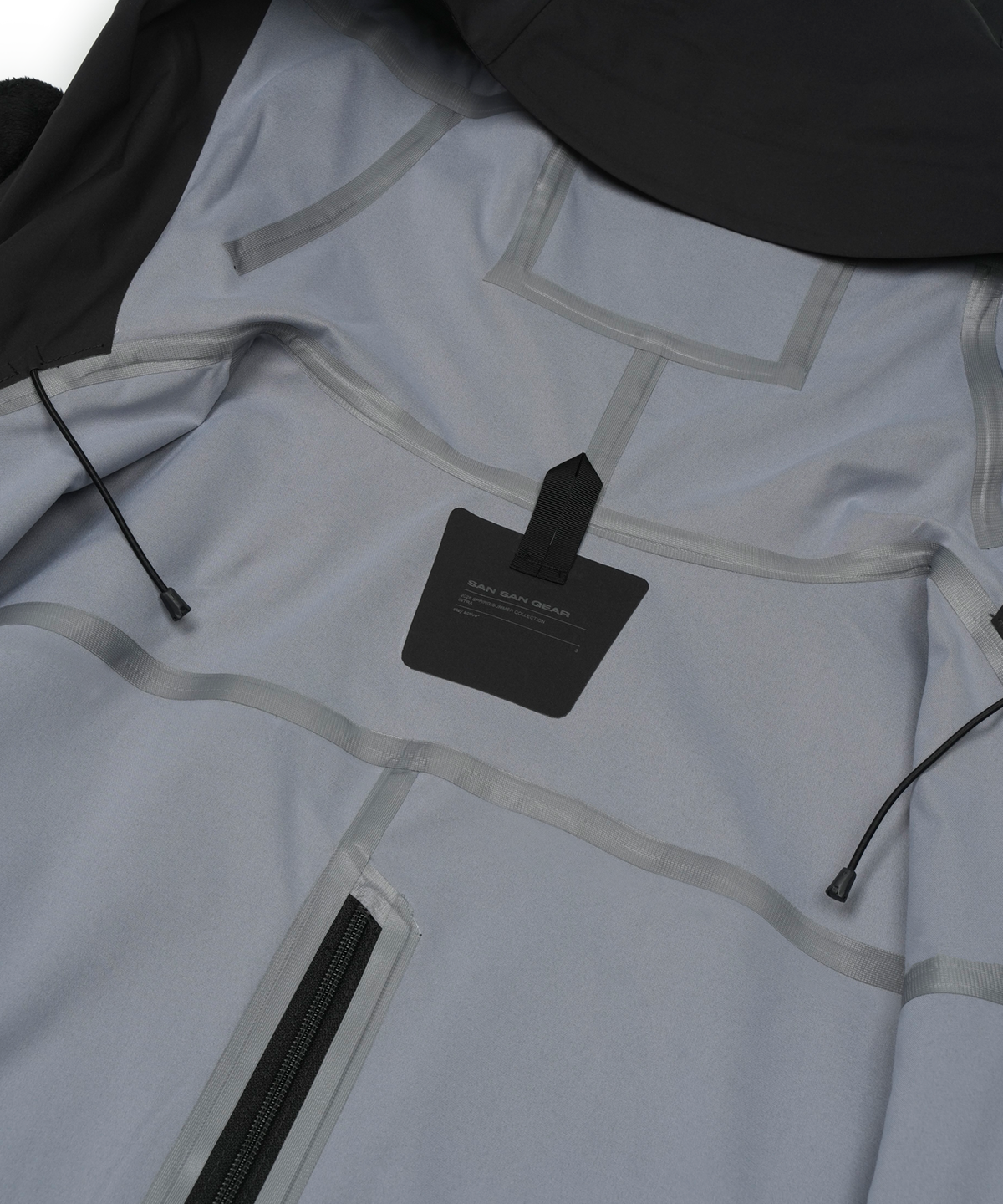 INUA SHELL JACKET