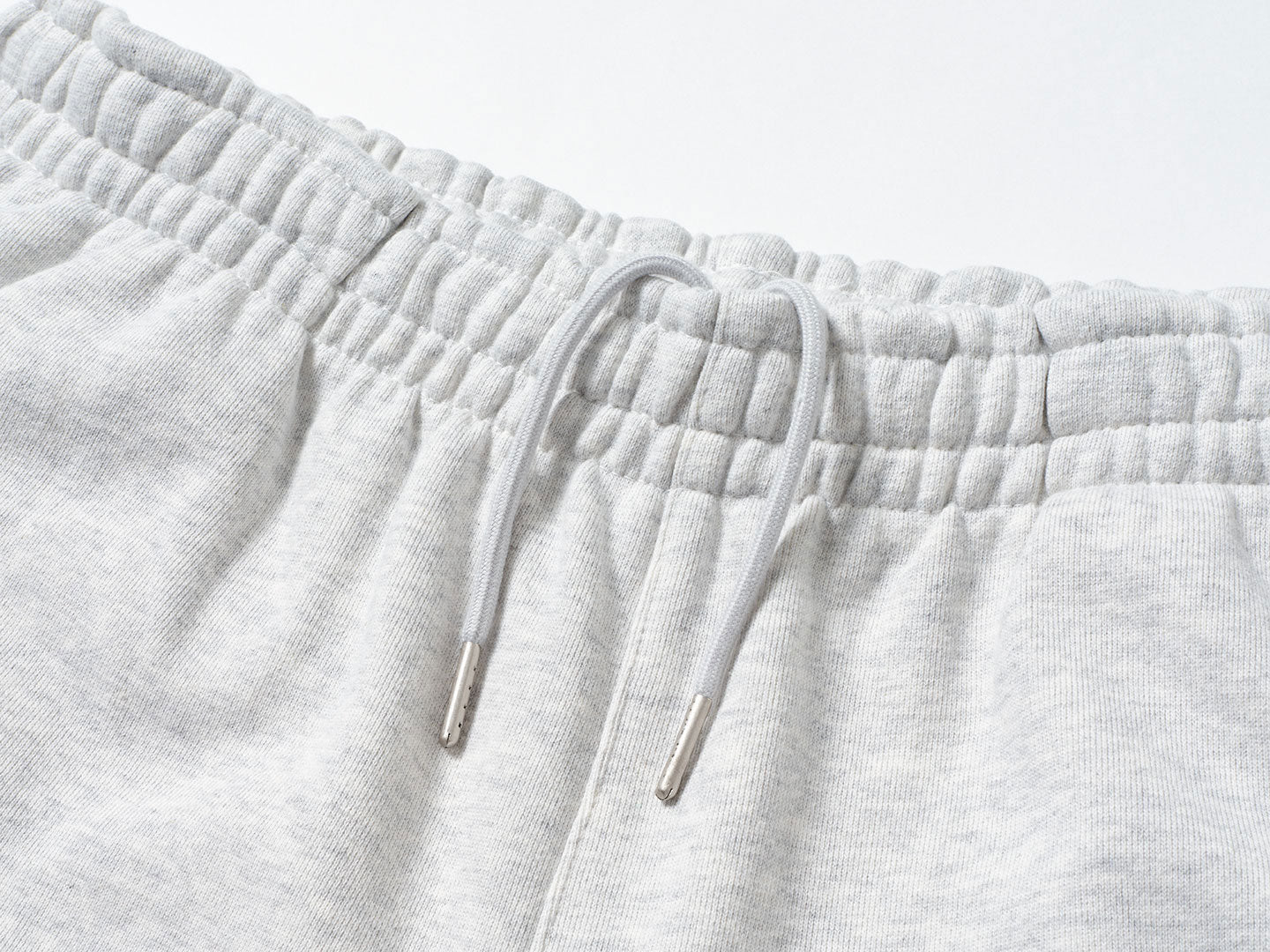 SAN SAN X b.E SWEATSHORTS_25SS